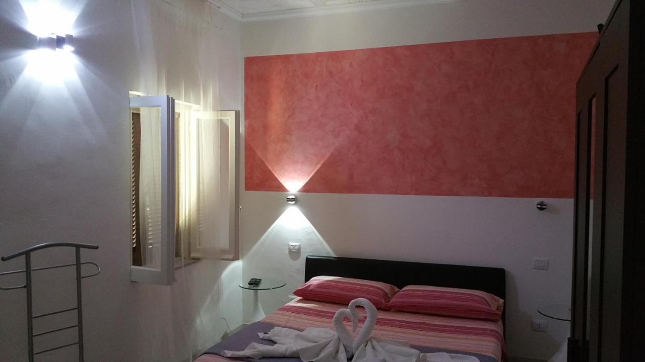 A Due Passi Dal Mare Bed & Breakfast Acquappesa Exterior photo